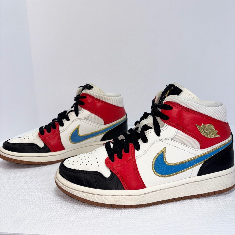 Nike‎ Air Jordan "Let (Her) Man" 1 Mid Sneakers Youth Size 7.5 SE Kids